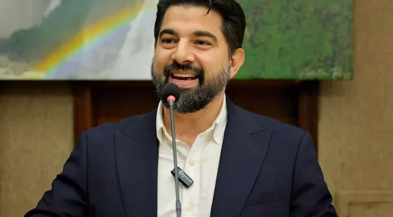 Pedido de Cassação de Vereador em Foz do Iguaçu Levanta Debate sobre Liberdade de Expressão
